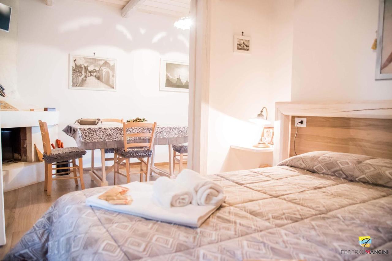La Linea Dell'Orizzonte Aparthotel อัลเบโรเบลโล ภายนอก รูปภาพ